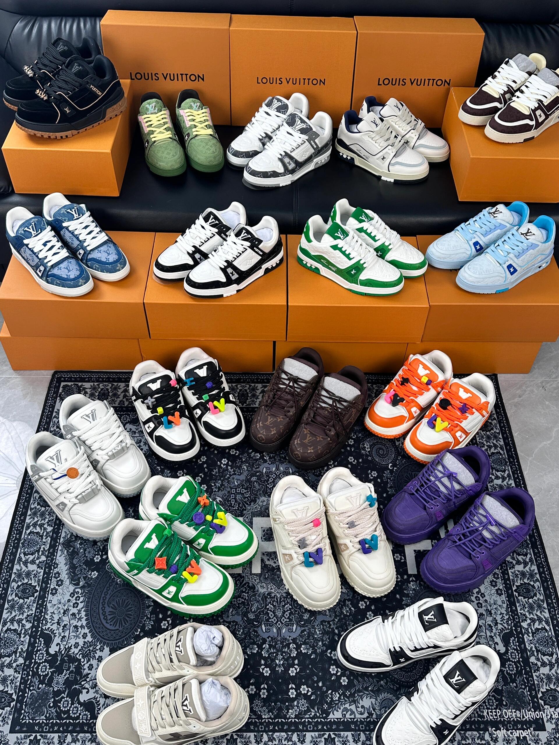 Live Showroom